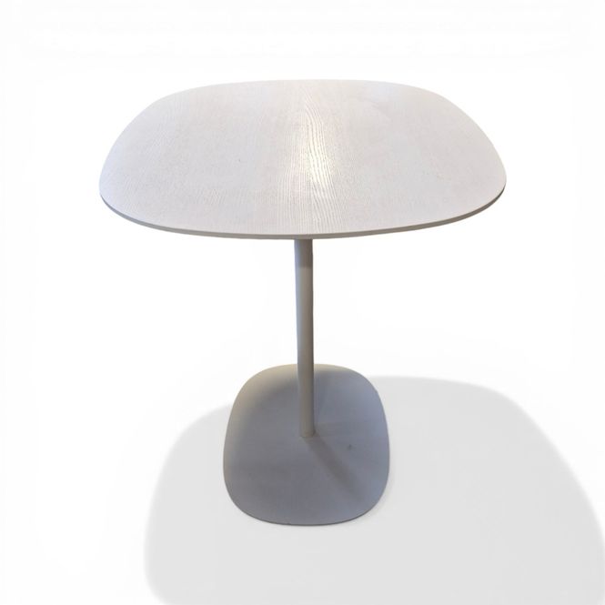 Hovedbilde Skandiform ståbord 88x77cm H:92,5cm, hvit