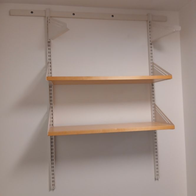 Hovedbilde Vegghengt hyllesystem 120 cm med 2 hyller