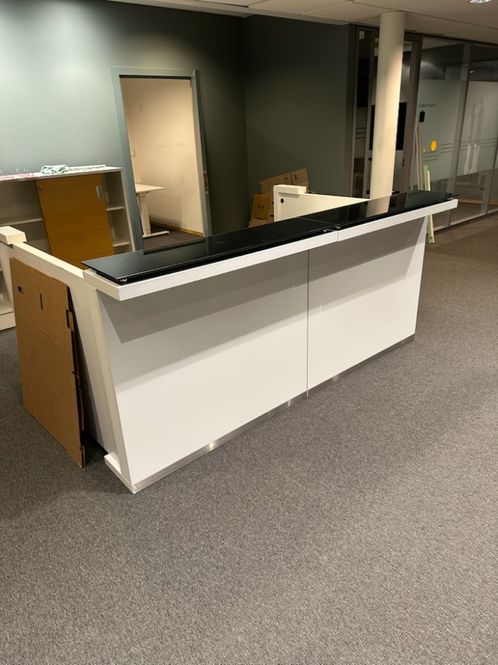 Hovedbilde Resepsjonsdisk/resepsjon modulbasert, hvit med ...