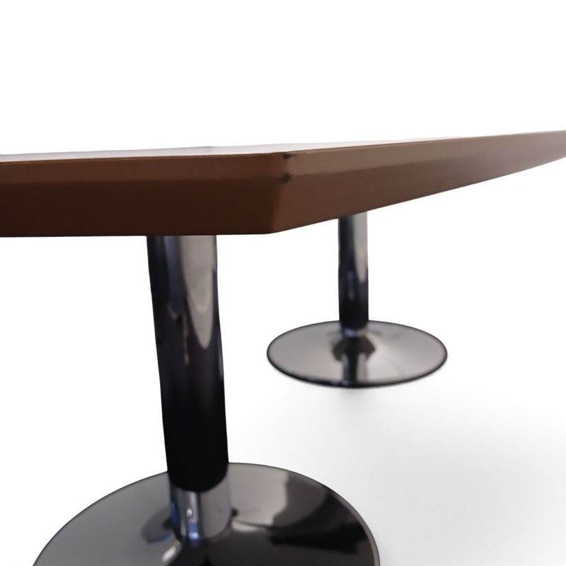 Edsbyn møtebord båtformet 240x120 hvit